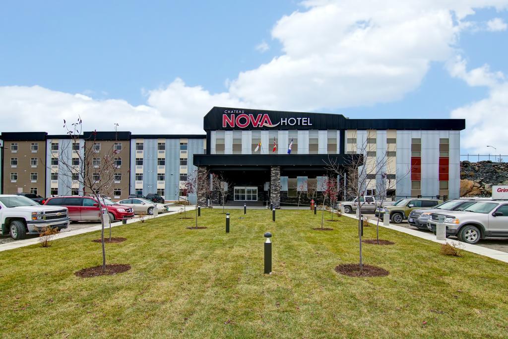 Chateau Nova Yellowknife Εξωτερικό φωτογραφία