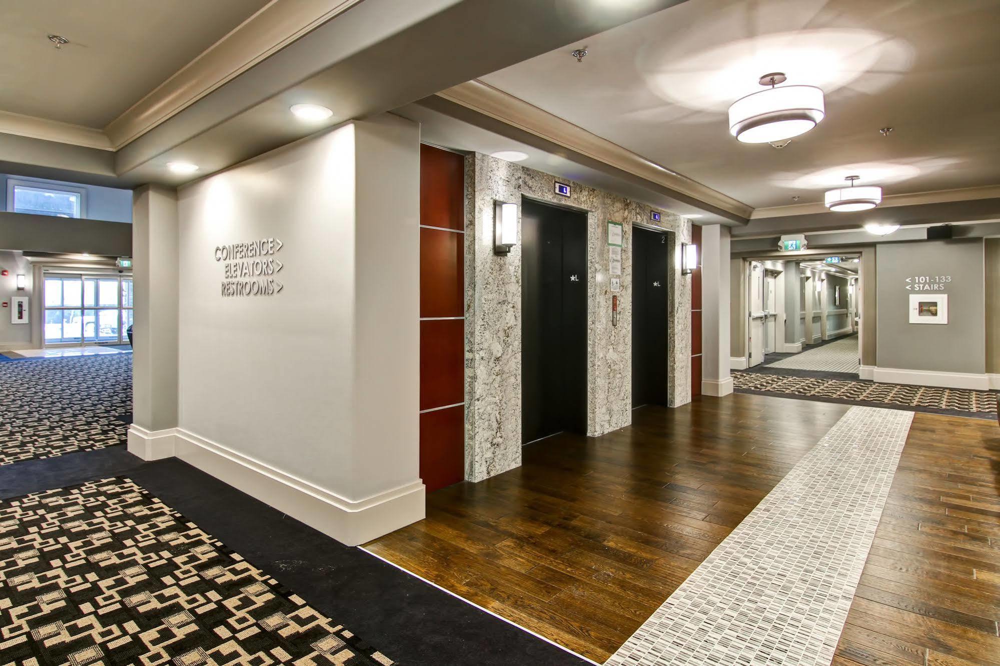 Chateau Nova Yellowknife Εξωτερικό φωτογραφία